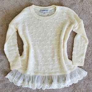 Gorgeous ivory knit sweater with lace hem, 3/4 length sleeves, size small